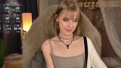 Kira online show from April 27, 11:35 pm