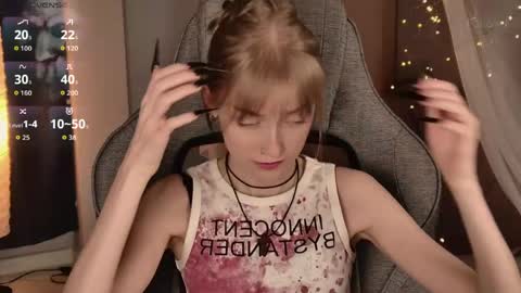 Kira online show from April 22, 11:46 pm