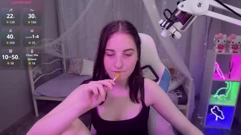 KiraParker online show from April 27, 6:38 pm