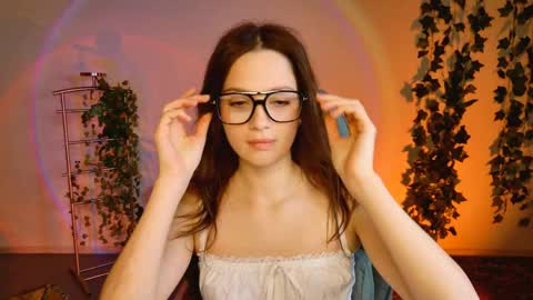 kiravair online show from April 22, 3:53 pm