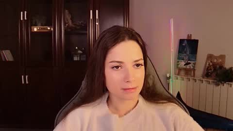 kiravair online show from November 9, 6:09 am