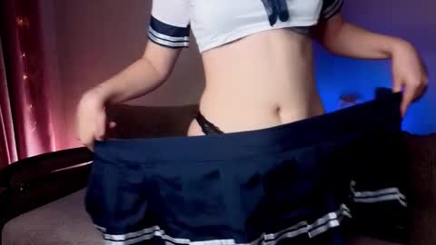 Snapshot of kiss_me_kim chatting on September 11, 1:33 pm Kimberly online show from September 11, 1:33 pm