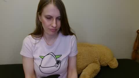 Allie online show from April 24, 3:37 pm