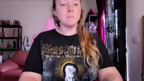 kissica online show from November 3, 3:16 pm