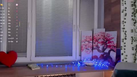 Mia online show from April 24, 7:38 pm