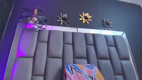 BELLA FLAME online show from November 5, 7:30 pm