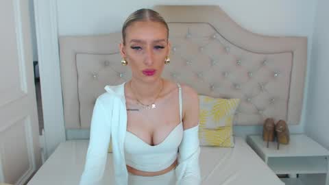 Natalie online show from April 23, 8:22 am