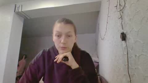kiti_kitiss online show from February 5, 1:58 pm