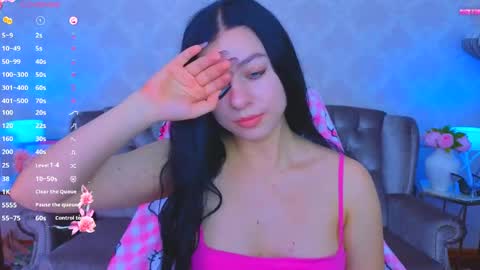 kitness online show from April 24, 11:18 pm