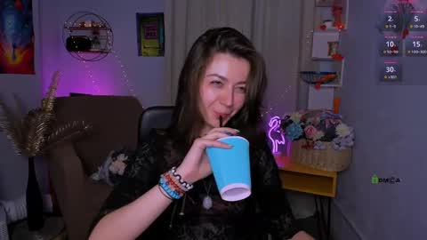 kitniss online show from June 6, 7:31 pm