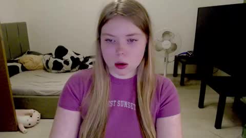 Jennyblonde and Emmabrunette online show from November 5, 5:40 pm