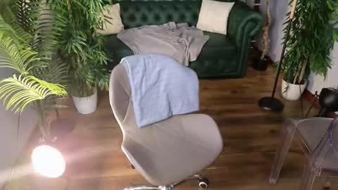 barbara online show from March 10, 4:00 pm