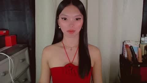 KITTY online show from April 22, 2:52 am