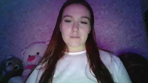kitty333019 online show from February 22, 5:31 pm