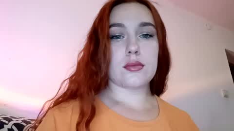 kitty333019 online show from July 19, 9:17 pm