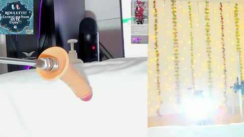 Kitty online show from April 24, 12:30 pm