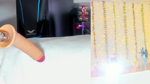 Kitty online show from April 15, 10:05 am