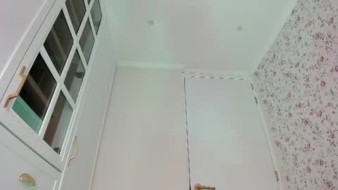 sophie online show from July 11, 7:03 pm