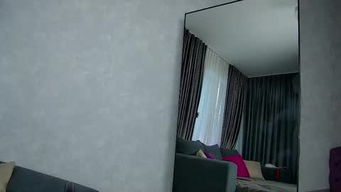 Karen online show from April 28, 2:27 am