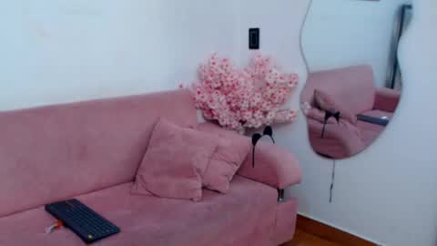 kitty_f00x online show from April 30, 9:19 pm