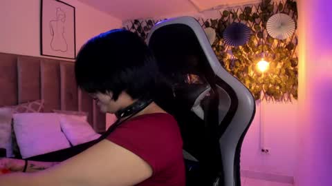 Camila online show from April 28, 2:27 am