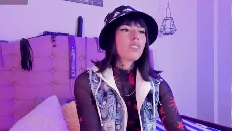 kitty_ls online show from February 23, 9:03 pm