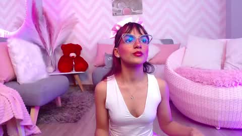 KITTY online show from September 22, 1:09 pm