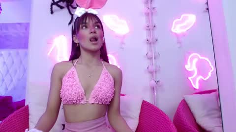 KITTY online show from October 6, 1:06 pm