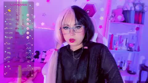     online show from February 24, 1:22 am