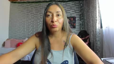 violet online show from April 11, 12:53 pm