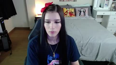 Isabel online show from June 12, 3:36 am