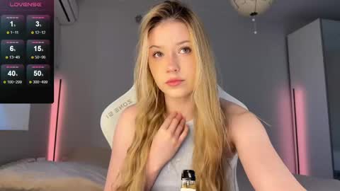 Monika online show from April 22, 3:03 am