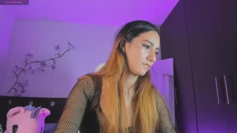 kitty online show from April 23, 11:51 pm