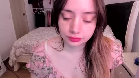 kittywantslove23 online show from April 26, 6:38 pm