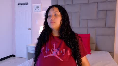 Snapshot of kity_hill chatting on September 22, 4:44 am Kitty Hill online show from September 22, 4:44 am