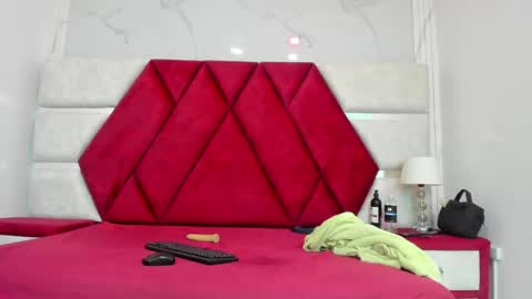 Luisa y Jairo online show from April 24, 4:21 pm