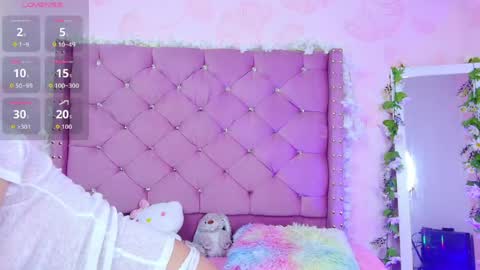 kity online show from April 25, 7:11 pm