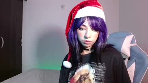 Snapshot of kiyusweetcrazy chatting on December 21, 3:25 am kiyu online show from December 21, 3:25 am