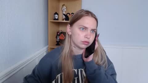 klerkarina online show from October 12, 5:32 am