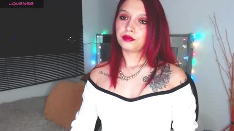 kmila online show from December 6, 3:52 am