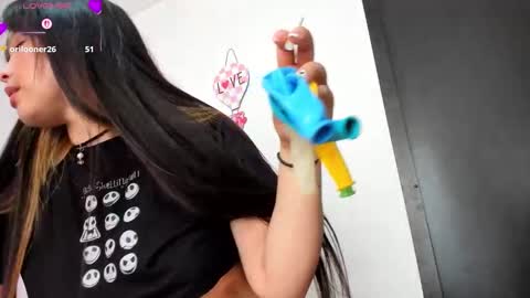 konie Diaz online show from April 28, 5:17 pm