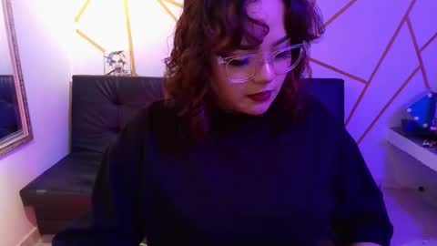 Snapshot of koning_moretti chatting on October 14, 3:42 am camila online show from October 14, 3:42 am