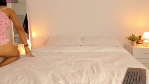 kora_bliss online show from March 17, 4:11 pm