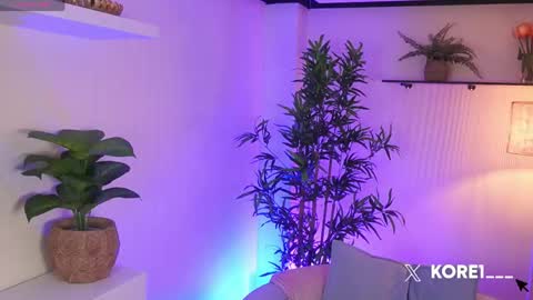 Kore online show from April 20, 7:28 pm