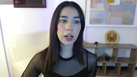 Elizabeth online show from December 1, 12:09 pm