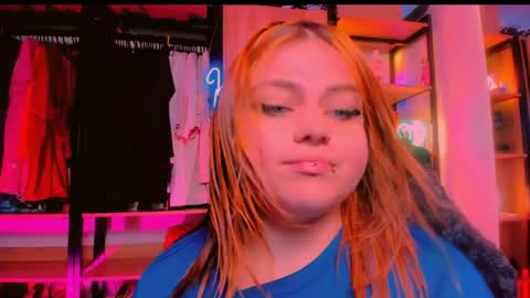 Khloe online show from April 23, 11:07 pm