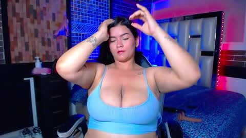 kriss_sweetboobs online show from March 5, 2:24 pm