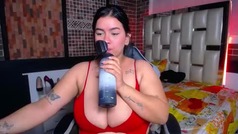 kriss_sweetboobs online show from September 10, 3:56 pm