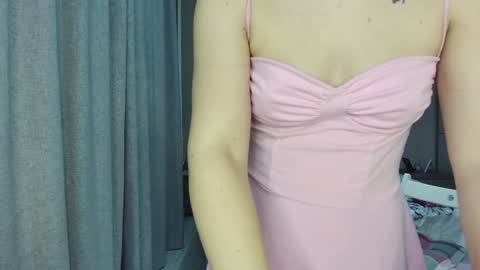 Snapshot of kristall_xxx chatting on January 23, 4:52 am twitter Annemarye 23 online show from January 23, 4:52 am