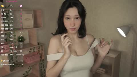 Emma online show from October 20, 8:23 pm